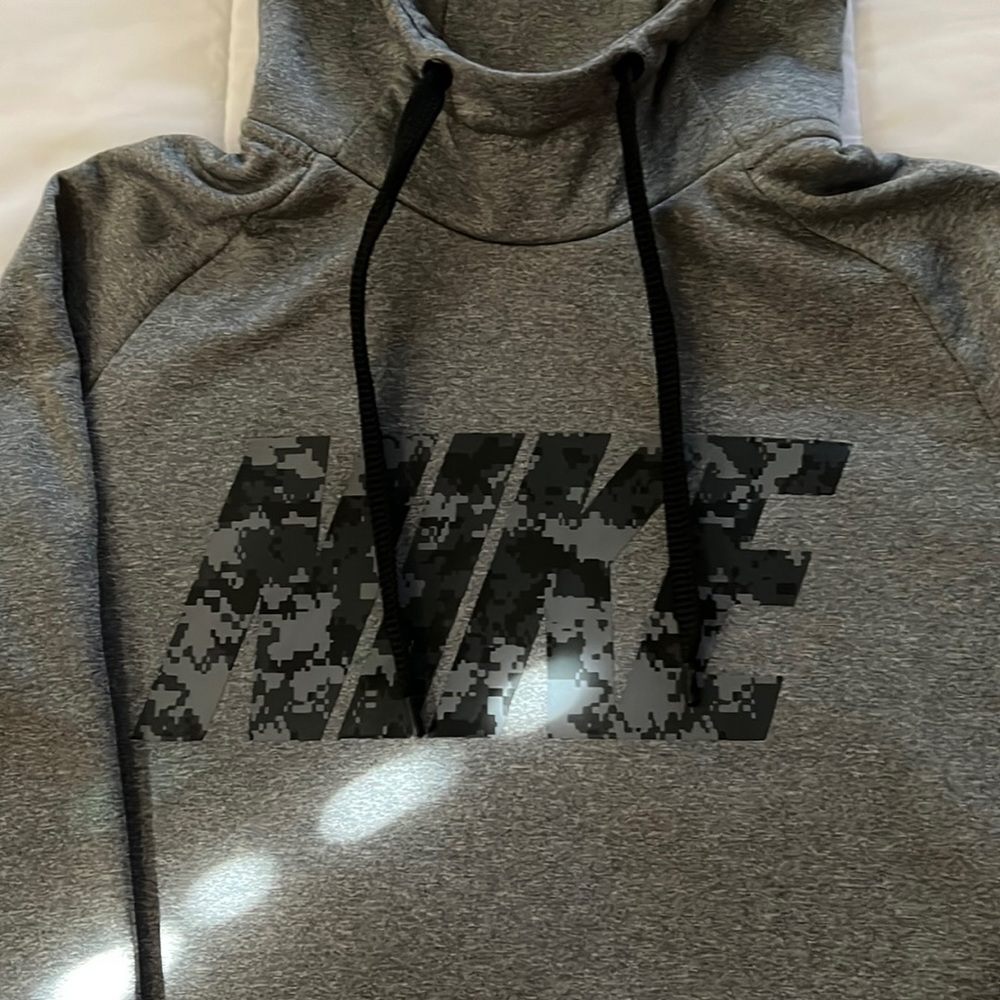 NIKE Dri- Fit Hoodie